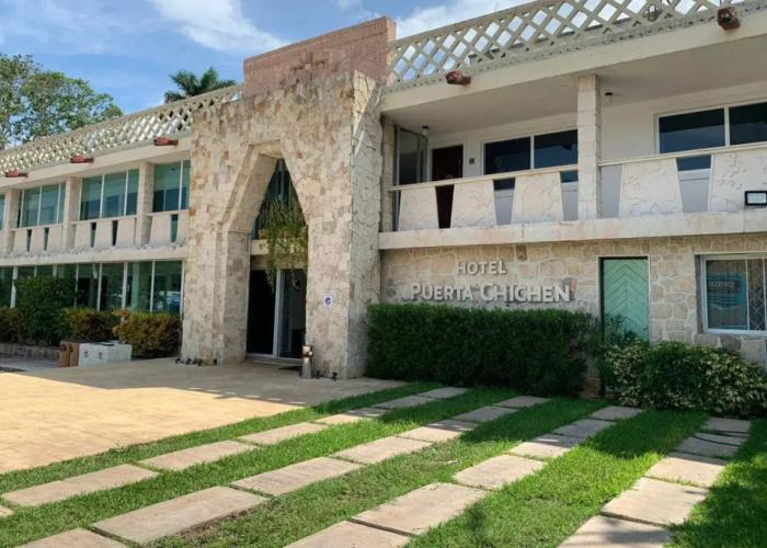Hotel Puerta Chichen