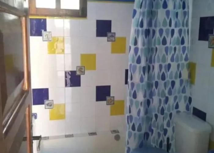 La casa de piedra y colores