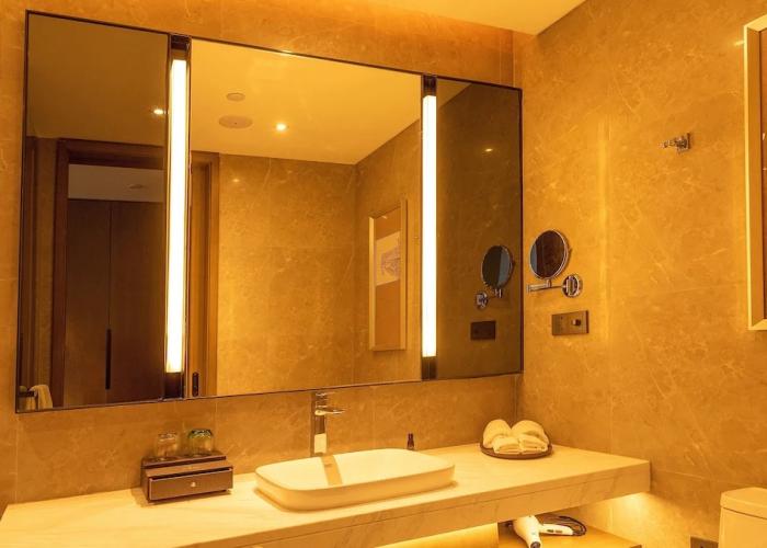 Xinyu Crown Hotel