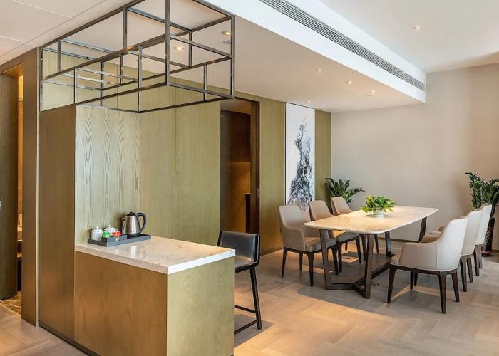Xinyu Crown Hotel