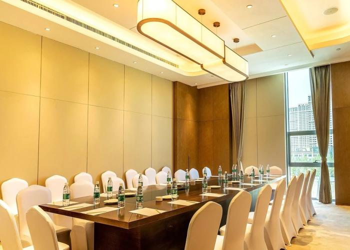 Xinyu Crown Hotel