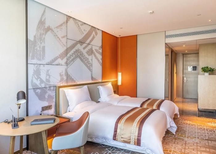 Xinyu Crown Hotel