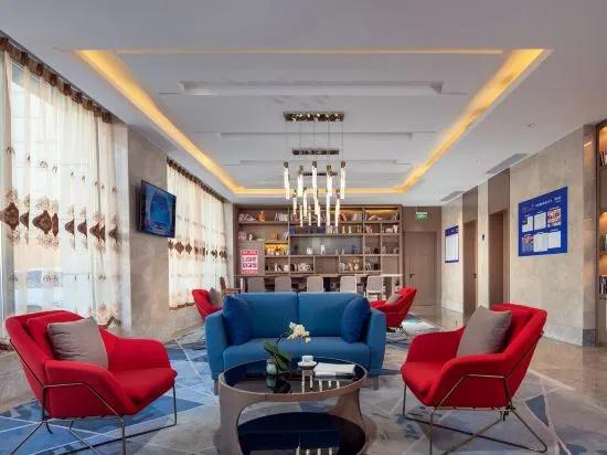 Kyriad Marvelous Hotel