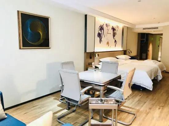 Kyriad Marvelous Hotel