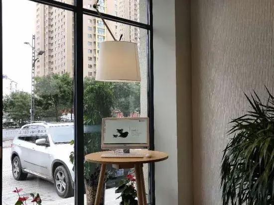 Homeinn Selected Hotel (Datong Yingbin Street Yuhe West Road Railway Station)