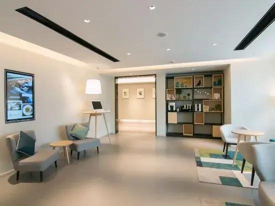 Homeinn Selected Hotel (Datong Yingbin Street Yuhe West Road Railway Station)