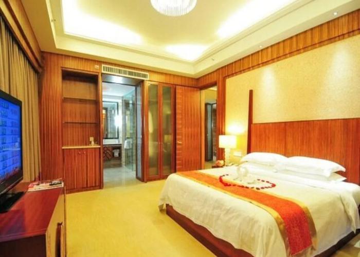 Badminton Hotel - Lingshui