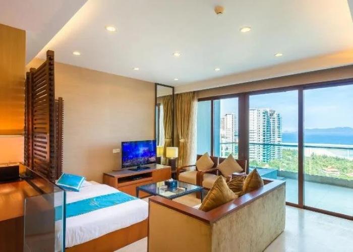 Ocean Holiday Hotel