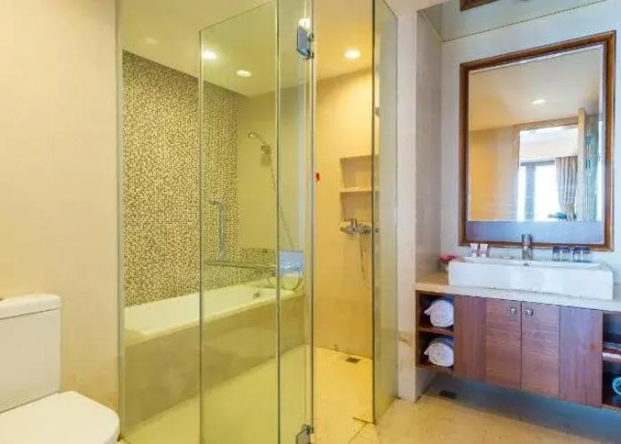 Ocean Holiday Hotel