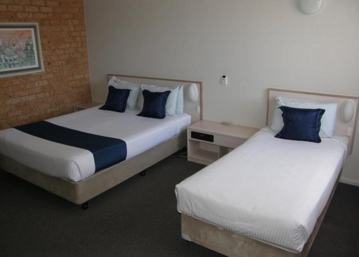 Blue Diamond Motor Inn