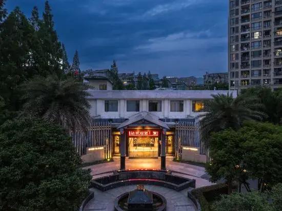 Wassim Hotels