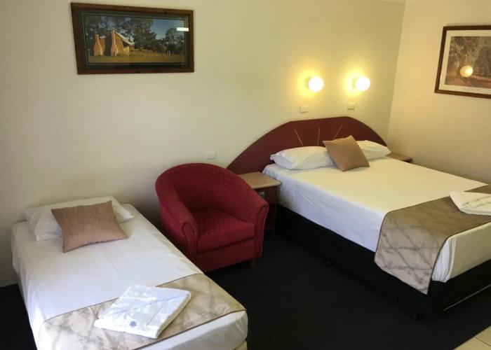 Homestead Motel