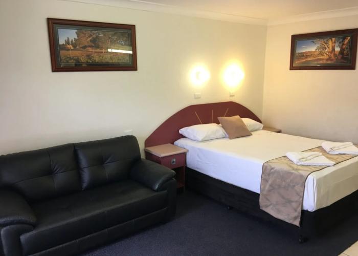 Homestead Motel