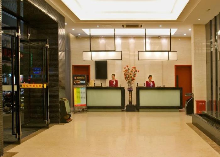 Manhattan City Hotel