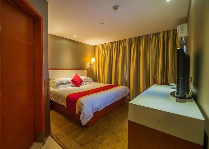Manhattan City Hotel