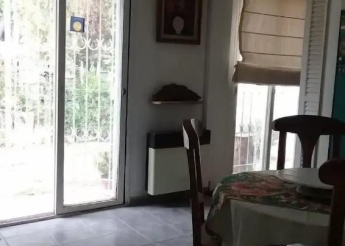 Dark Green House - Chacras de Coria