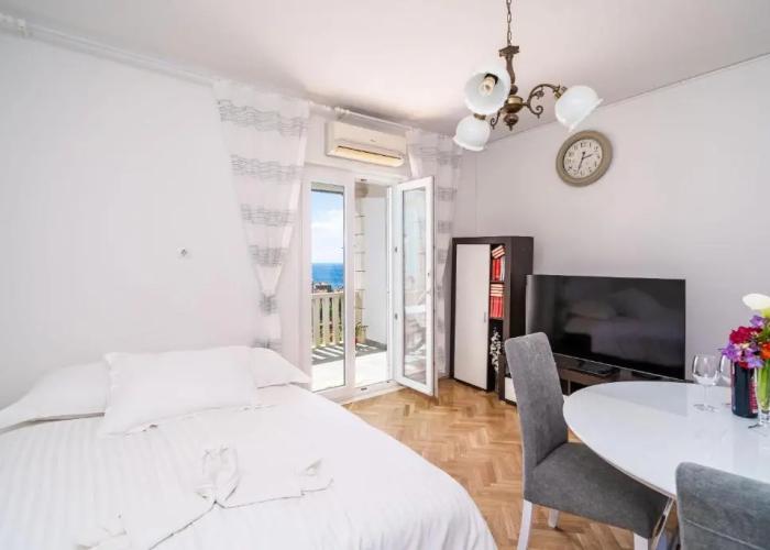 Apartman Debos