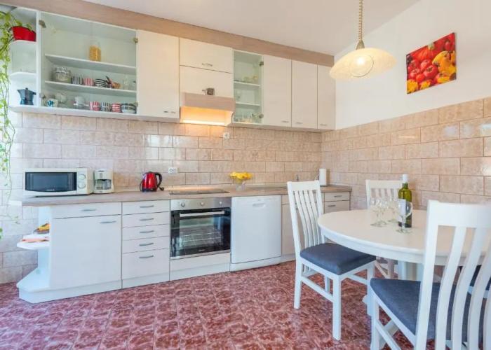 Apartment Adria