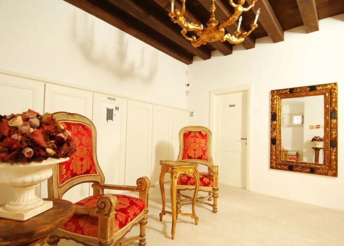 SUNce Palace Apartments with free offsite parking