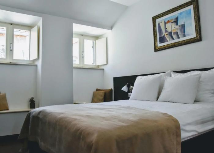 Celenga Apartments with free offsite parking