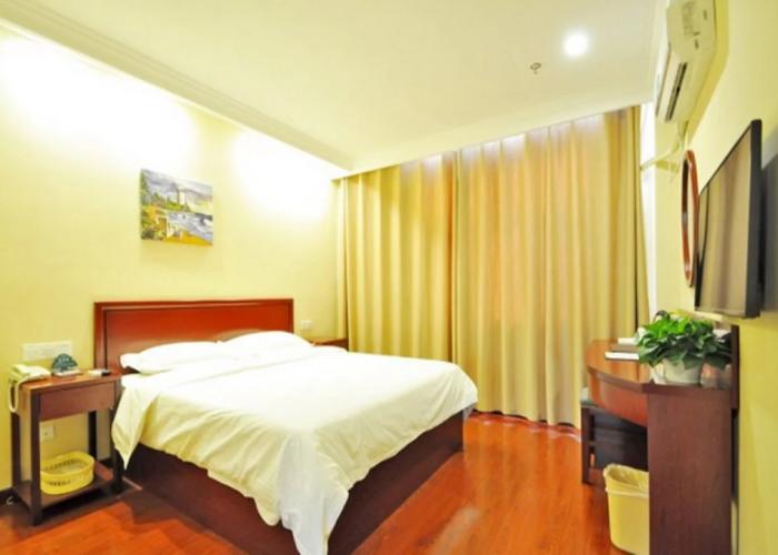 GreenTree Inn LinYi Yitang Town Shuangling Road Express Hotel