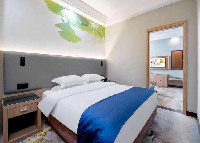 Ramada Linyi North