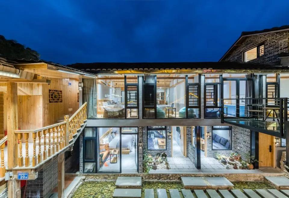 Huasao·1949 Designer Parent-Child Vacation Type Smart Homestay (Nanjing Yunshuiyao Waterwheel Store）