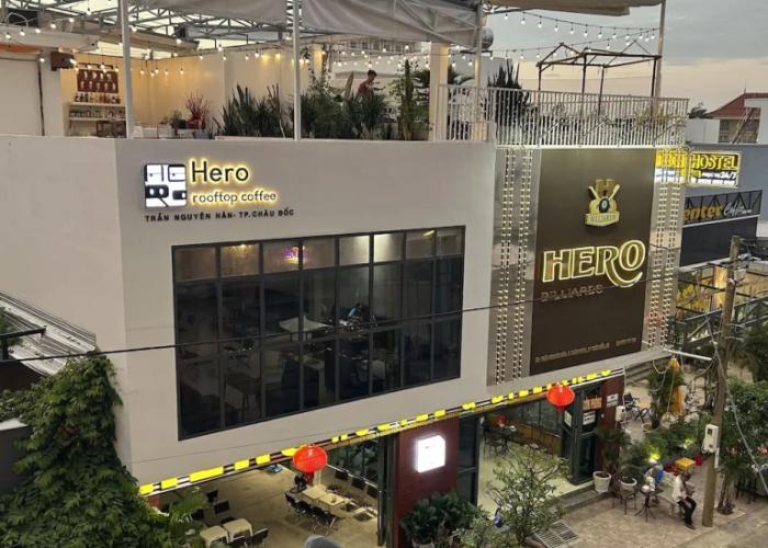 Hero Hostel & Billiards