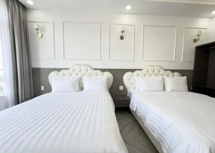 Paris Hotel