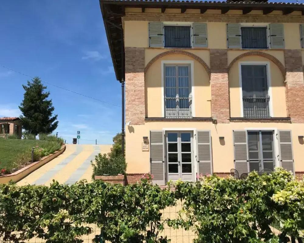 NaturalMente Wine Resort