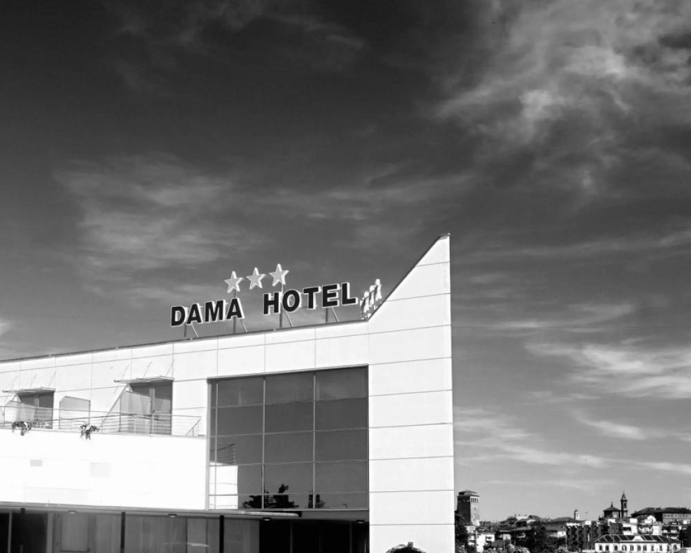 Hotel Dama