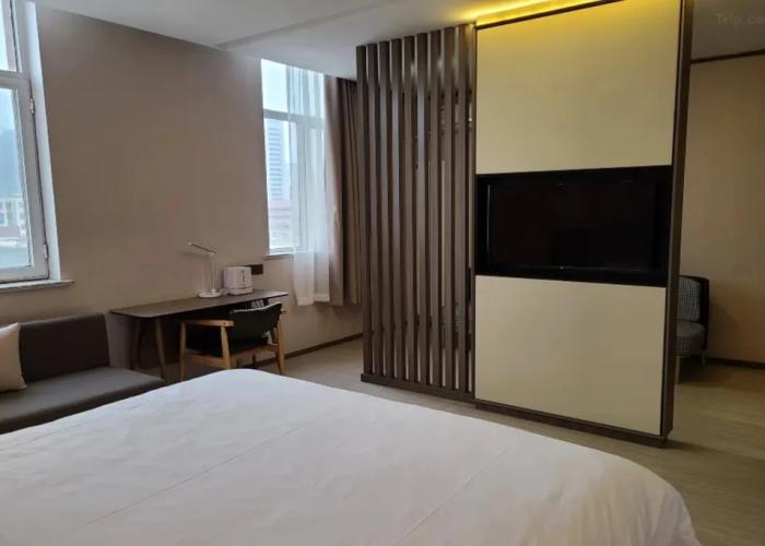 Ripple Hotel (Rizhao Lecheng Huoche)