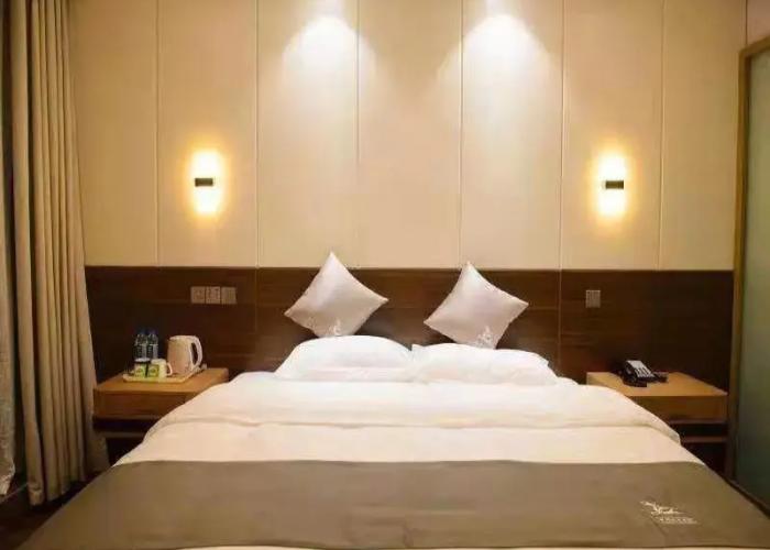 GreenTree Eastern Rizhao High Speed Railway Station Hotel