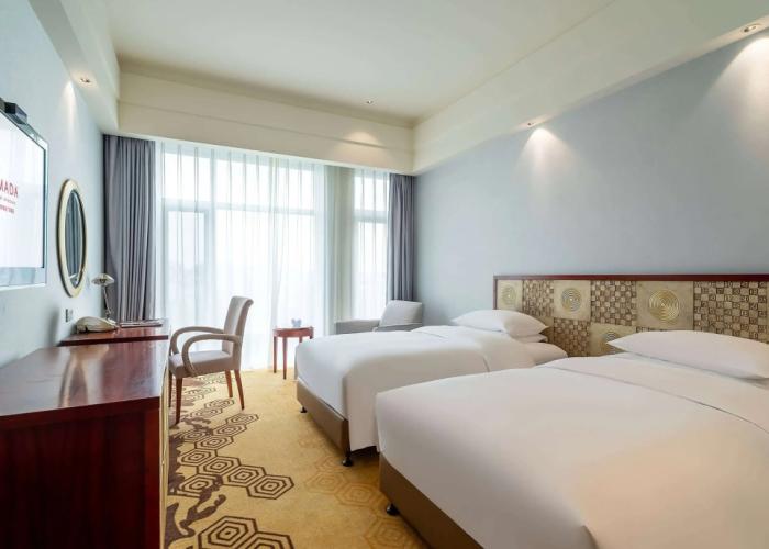 Ramada Plaza Taian