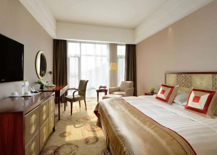 Ramada Plaza Taian