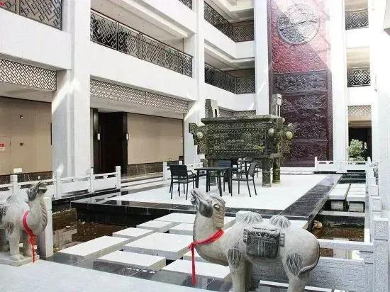 Eton Pine Valley Hotel