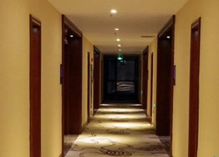 Zhangye Dinghe International Hotel