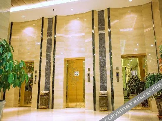 Zhangye Tianwei International Hotel (High-speed Railway West Station)