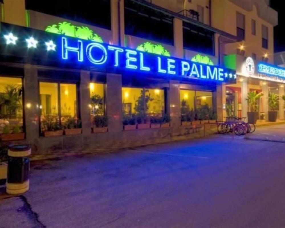 Le Palme - Adults Only (10 years old)