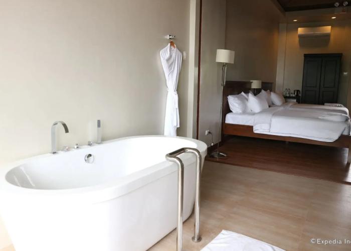 Bravo Resorts - Munting Paraiso