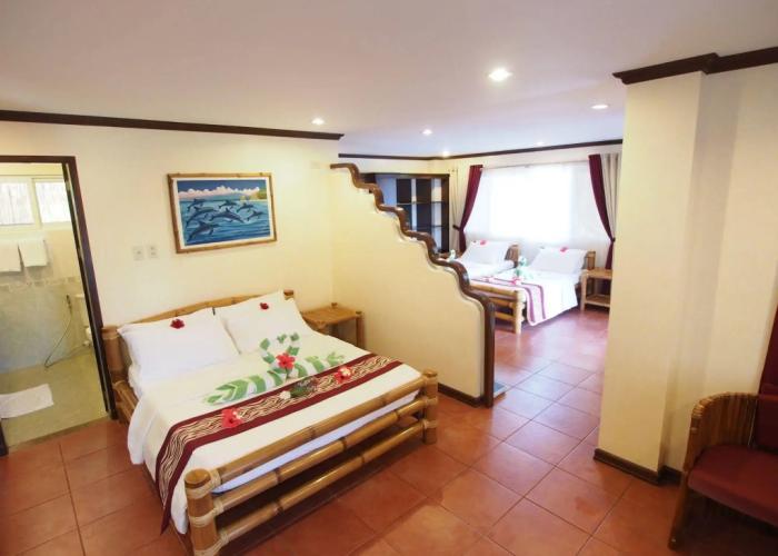 Pura Vida Beach & Dive Resort