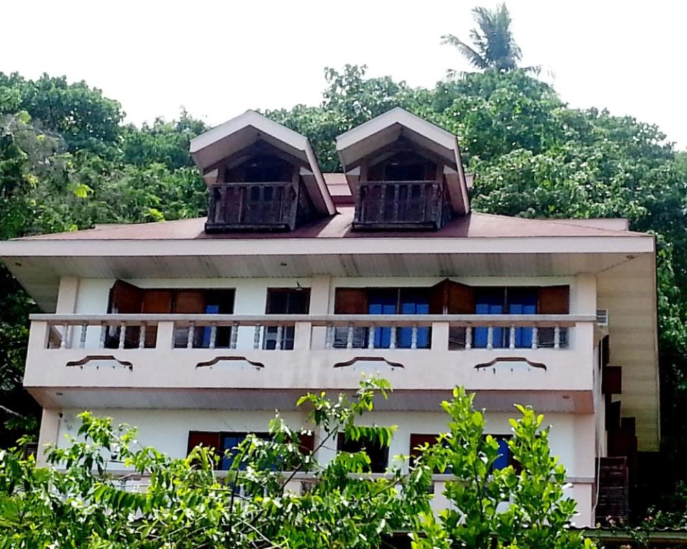 Hof Gorei Beach Resort