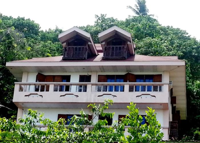 Hof Gorei Beach Resort