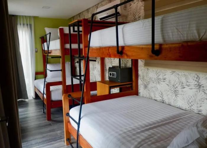 Crusoe Cabins Costa Azalea