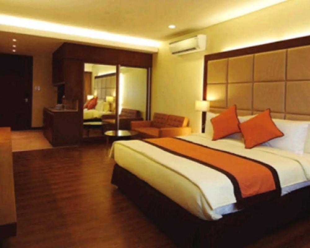 фото SanTomas Suites