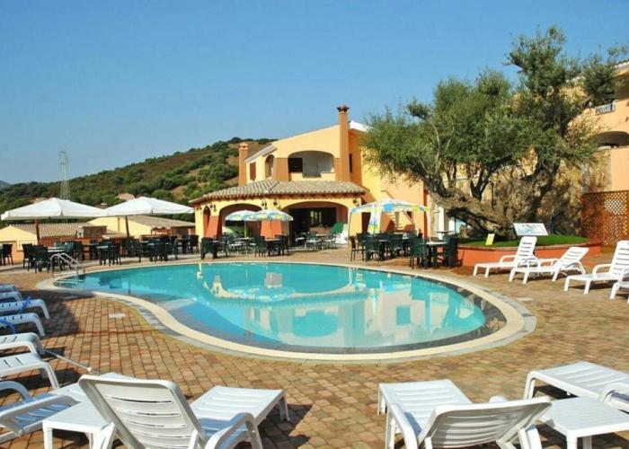 Albergo Residenziale Li Troni