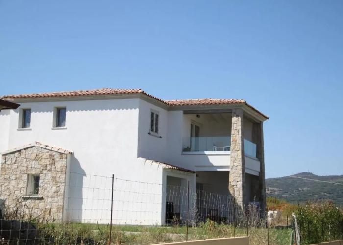 Apartment R House