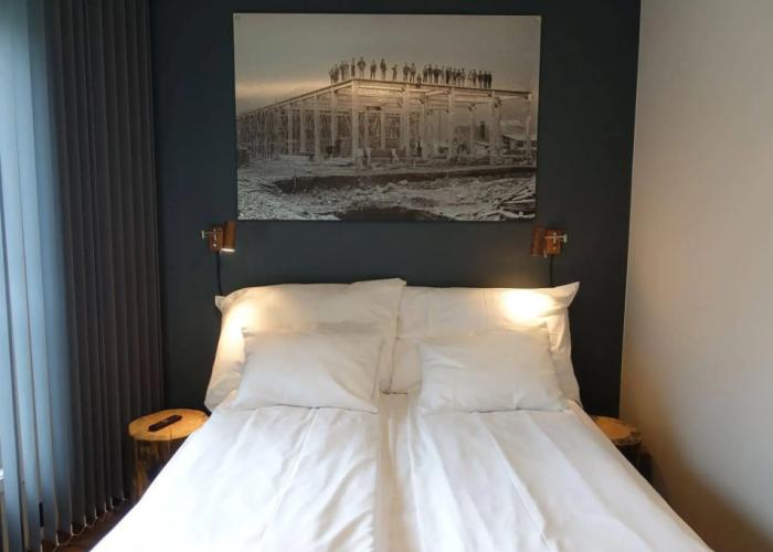Trolltunga Hotel