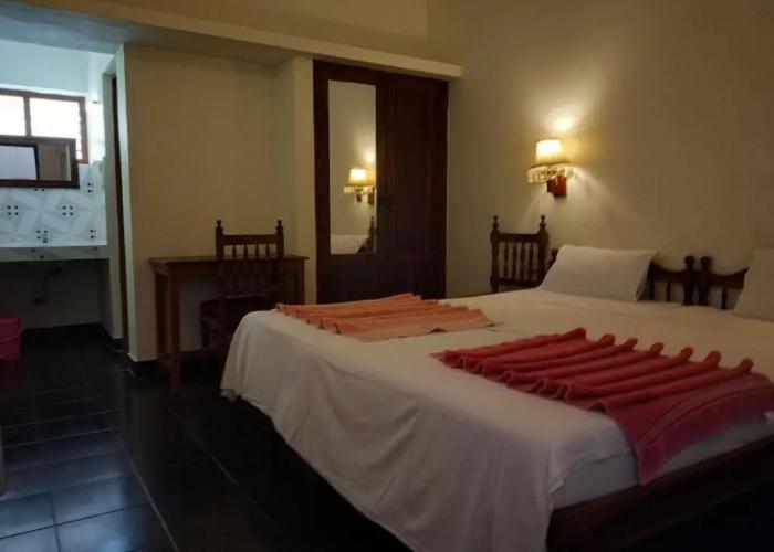 Beach Florra Inn