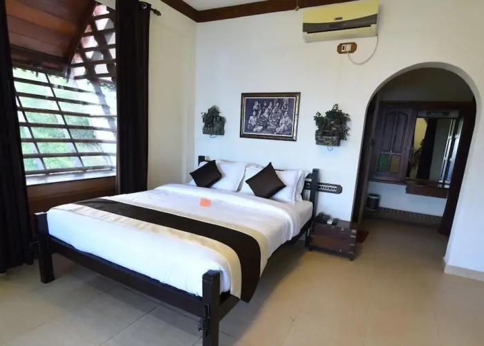 Kovalam Beach Hotel